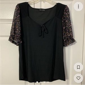 Floral Sweetheart Neck Blouse